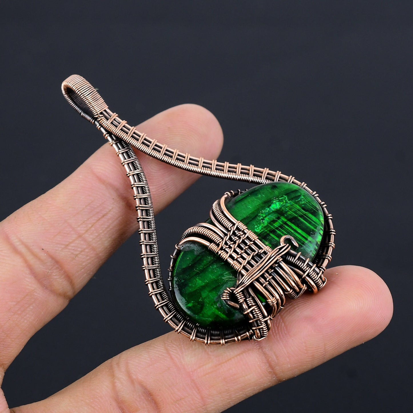 Green Flash Labradorite Gemstone Pendant