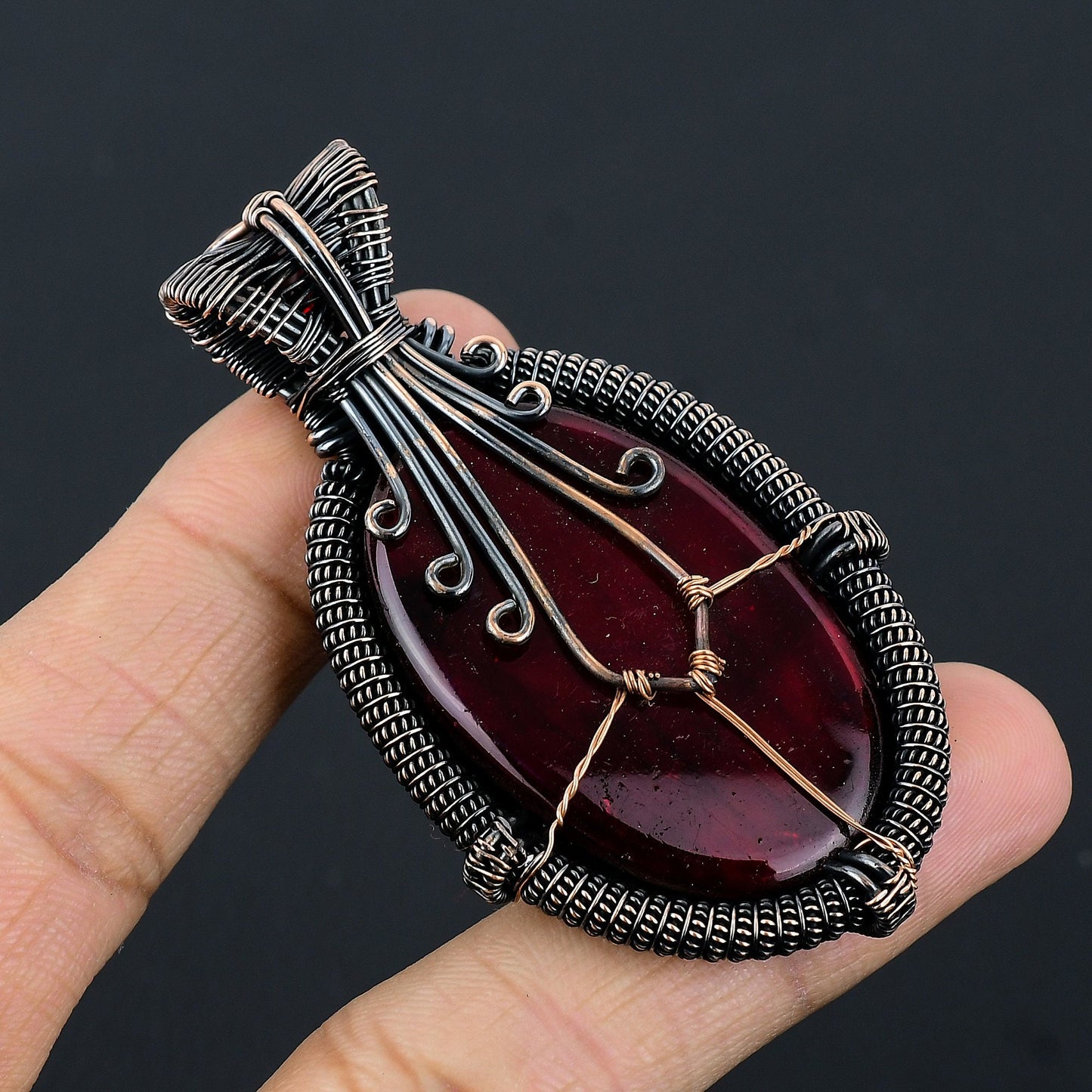 Red Flash Labradorite Gemstone Pendant
