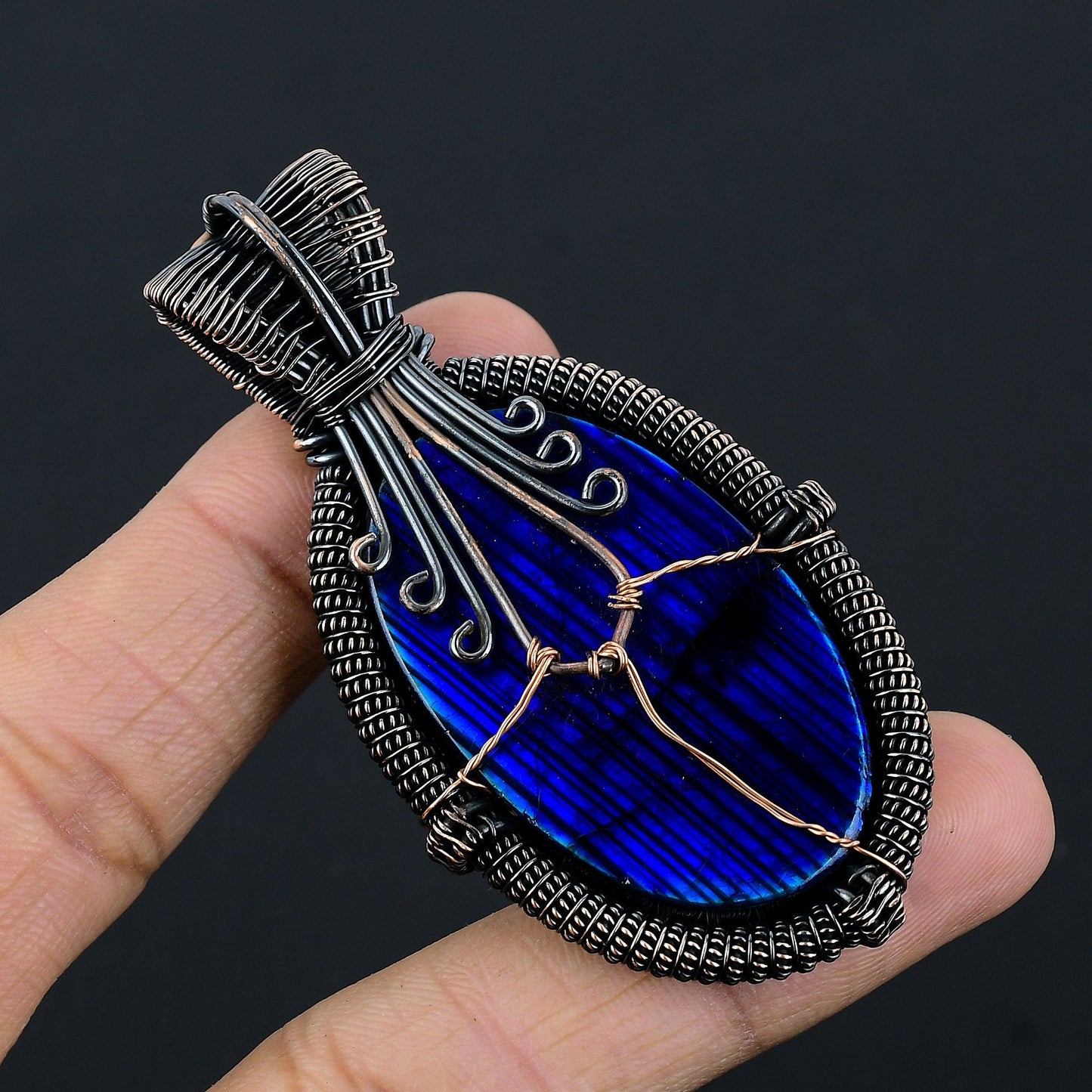 Blue Flash Labradorite Gemstone Pendant