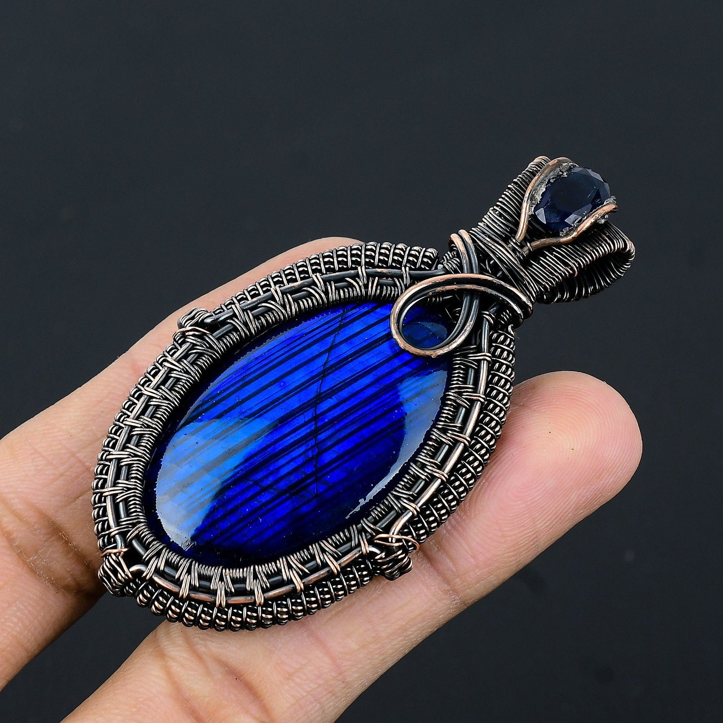 Blue Flash Labradorite Gemstone Pendant