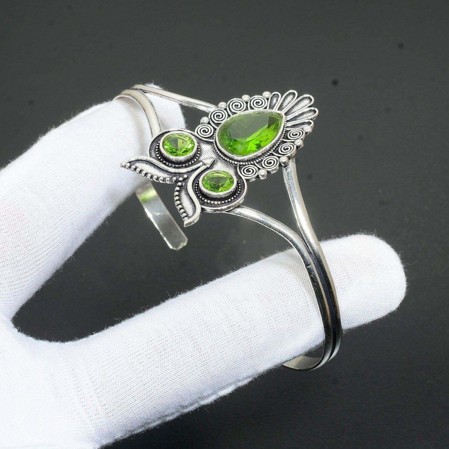 Green Peridot Gemstone Cuff