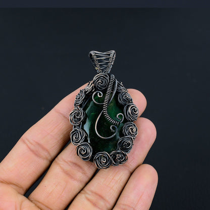 Green Flash Labradorite Gemstone Pendant
