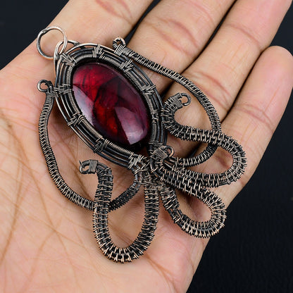 Red Flash Labradorite Gemstone Pendant