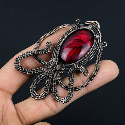 Red Flash Labradorite Gemstone Pendant