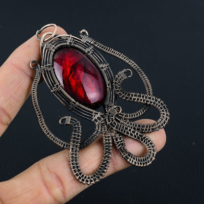 Red Flash Labradorite Gemstone Pendant