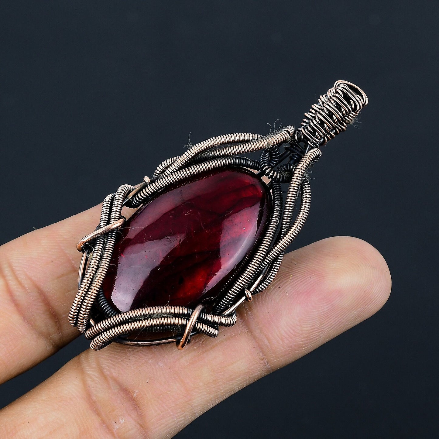 Red Flash Labradorite Gemstone Pendant