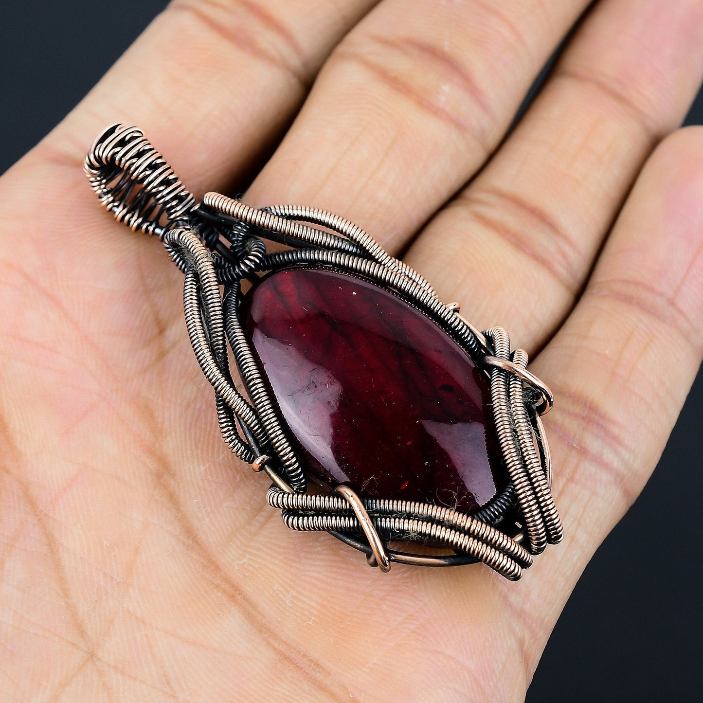 Red Flash Labradorite Gemstone Pendant