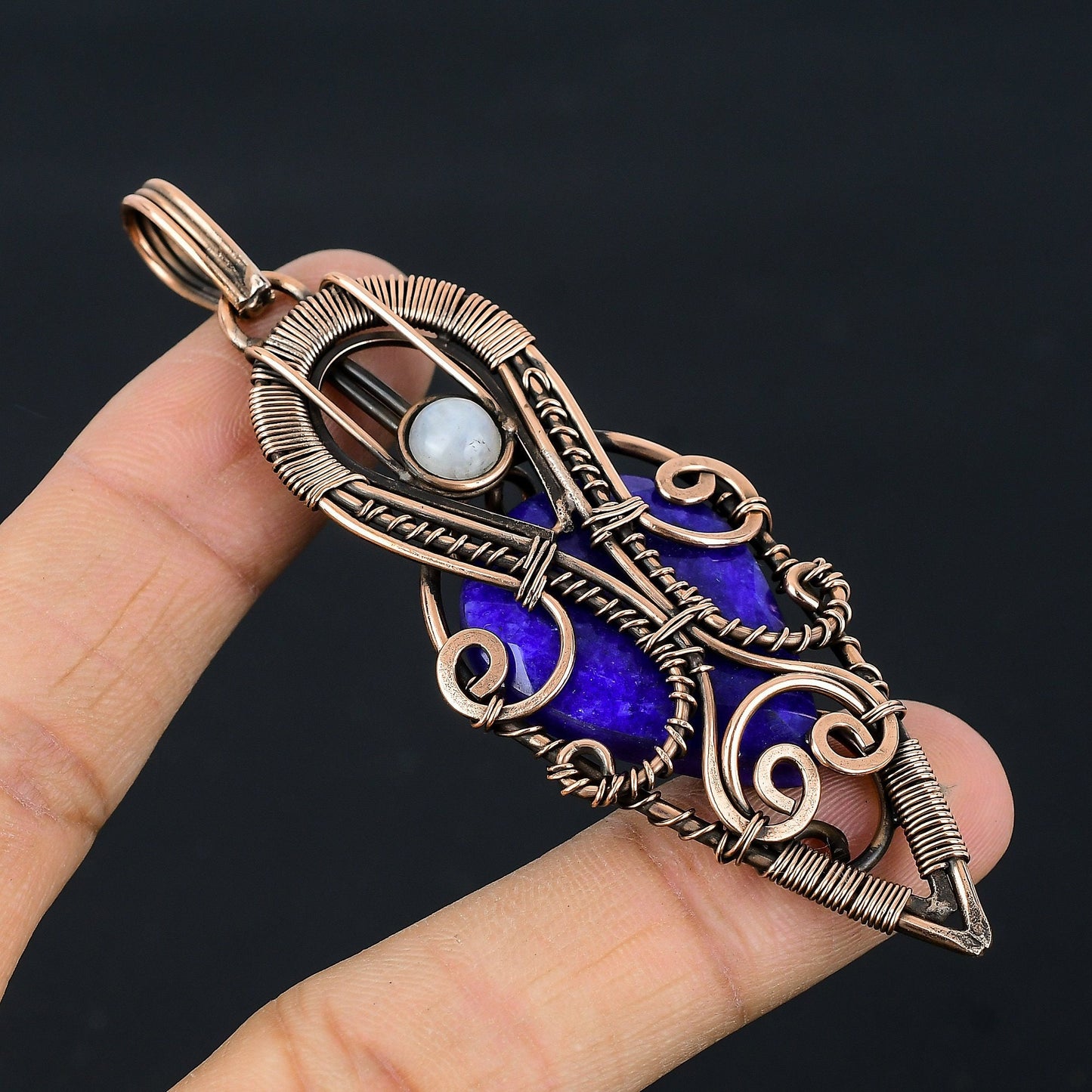 Blue Sapphire Gemstone Pendant