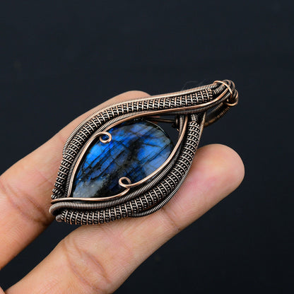 Blue Flash Labradorite Gemstone Pendant