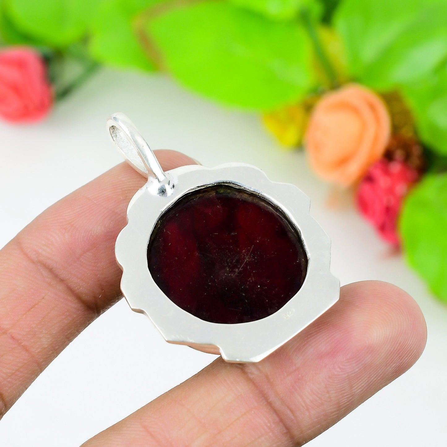 Red Flash Labradorite Gemstone Pendant
