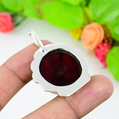 Red Flash Labradorite Gemstone Pendant