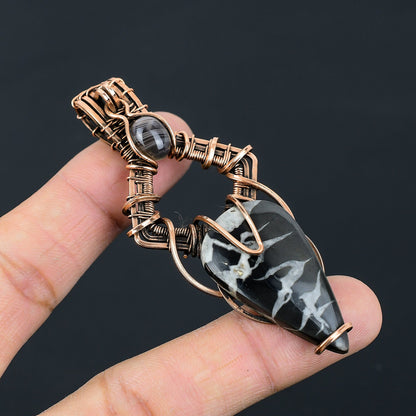 Copper Mud Crack Gemstone Pendant