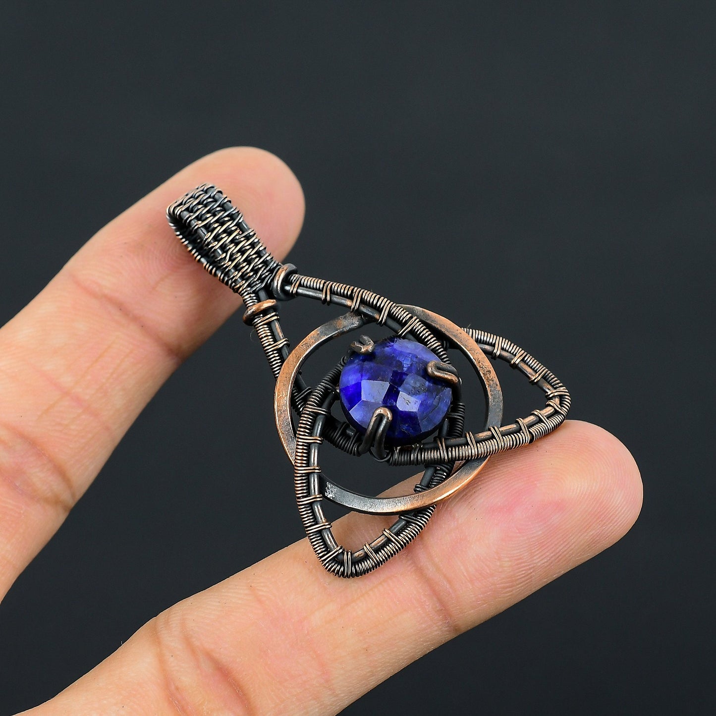 Blue Sapphire Gemstone Pendant