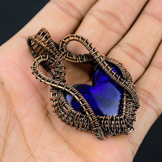 Blue Flash Labradorite Gemstone Pendant