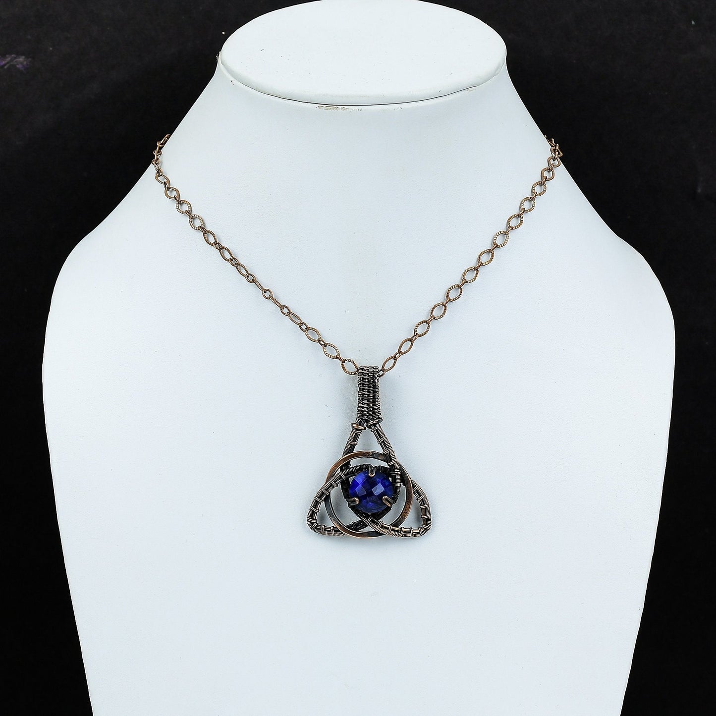 Blue Sapphire Gemstone Pendant