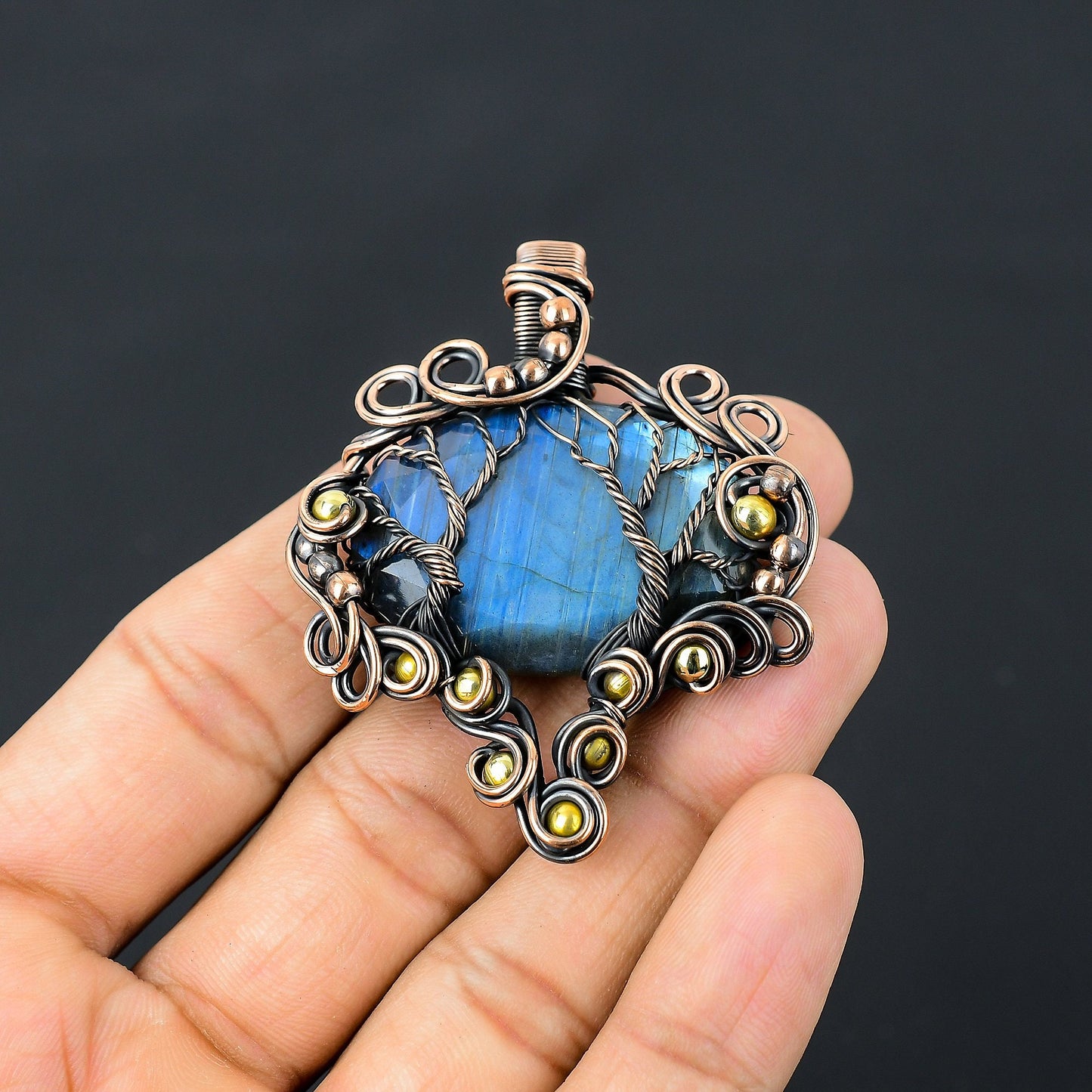 Blue Labradorite Gemstone Pendant