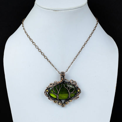Green Flash Labradorite Gemstone Pendant