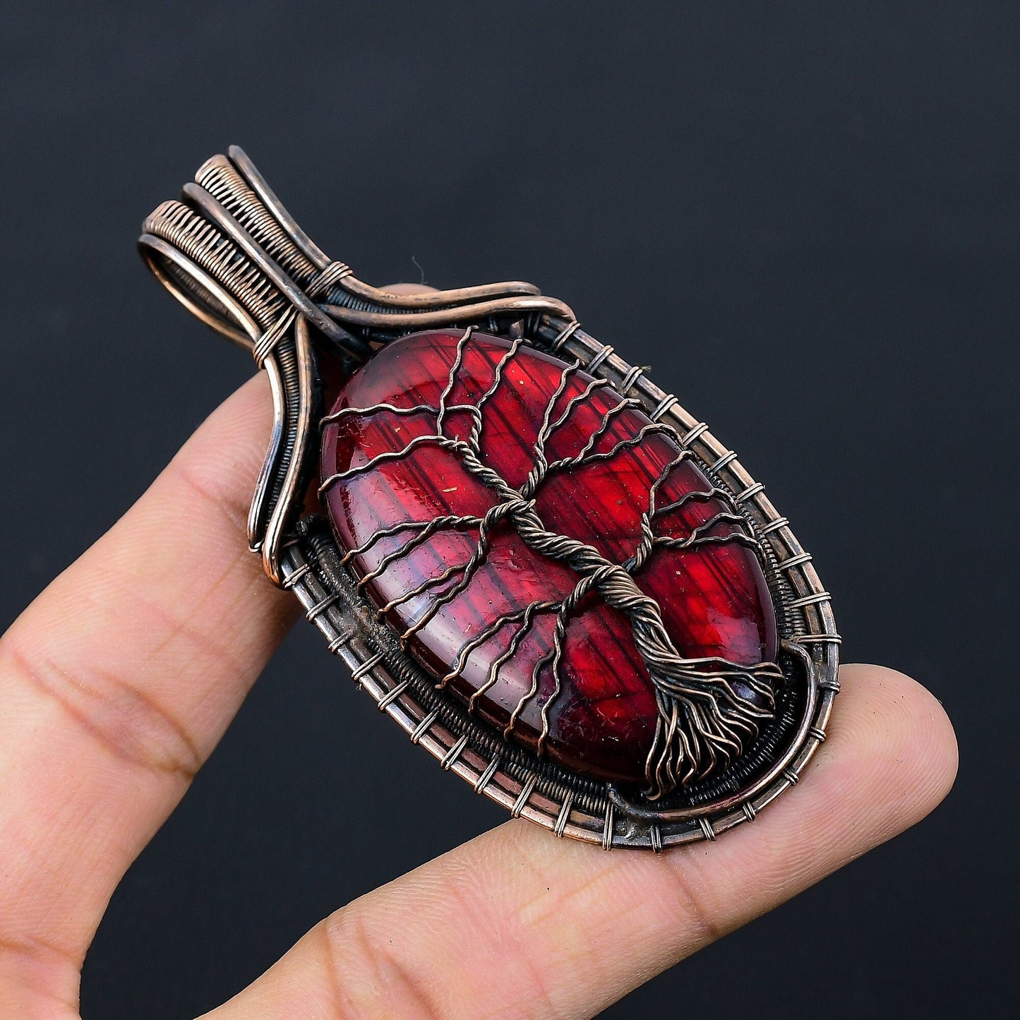 Red Flash Labradorite Gemstone Pendant