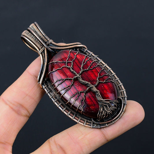 Red Flash Labradorite Gemstone Pendant