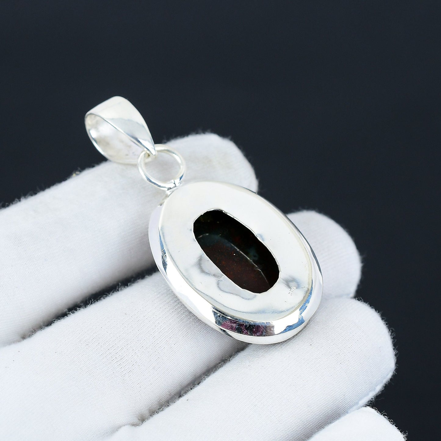 Green Bloodstone Gemstone Pendant