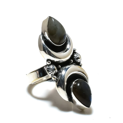 Blue Flash Labradorite Ring
