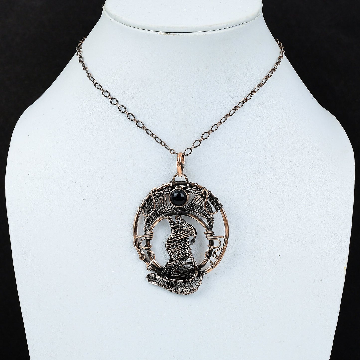 Black Onyx Gemstone Wolf Pendant
