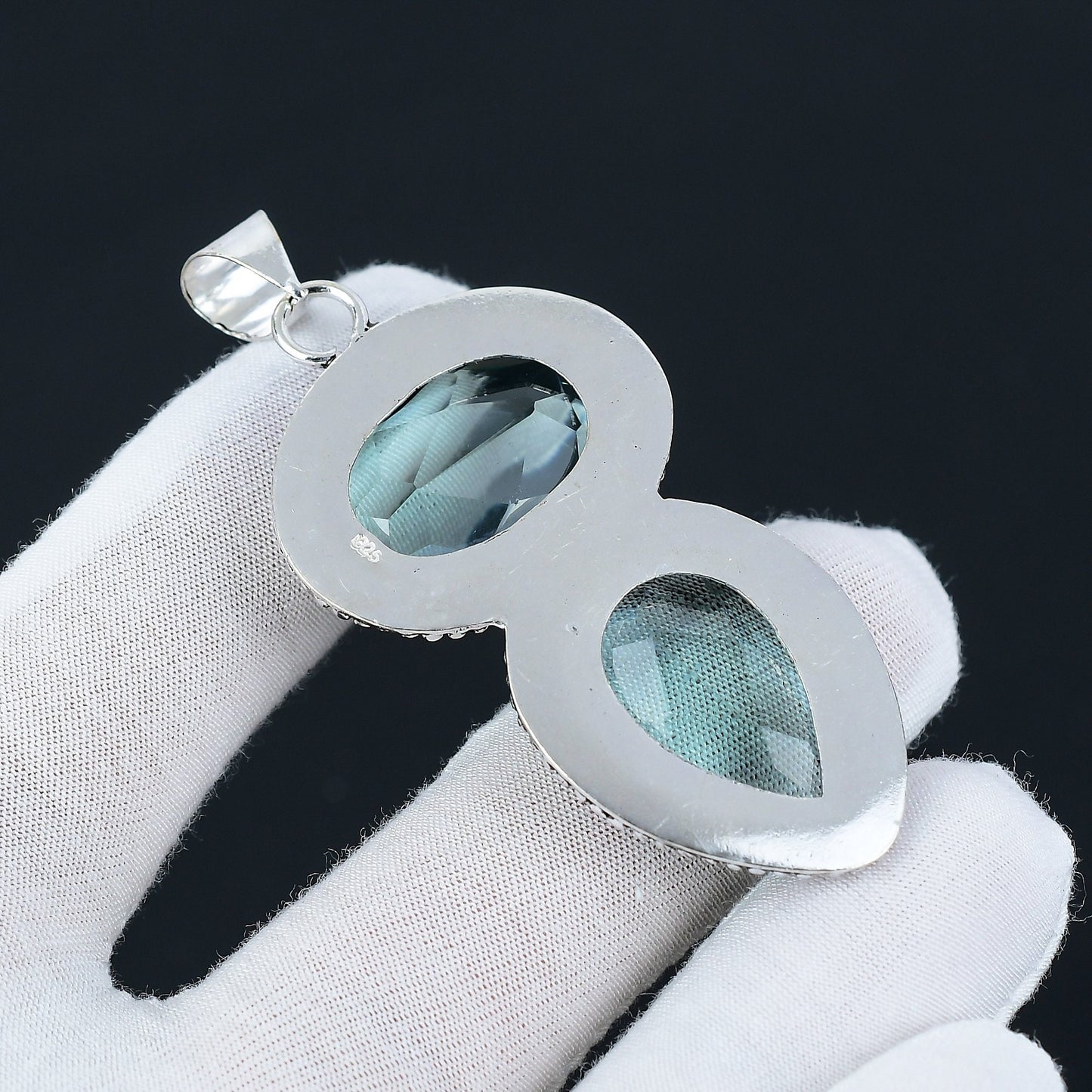 Green Aquamarine Gemstone Pendant