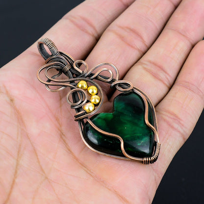 Green Labradorite Gemstone Pendant