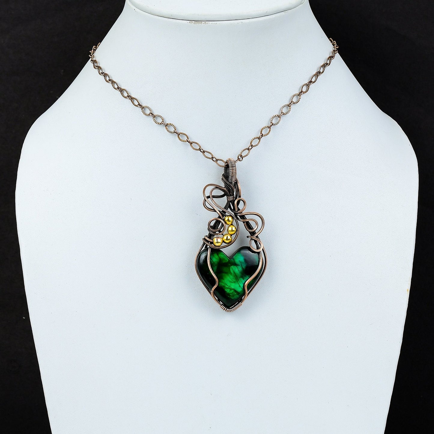 Green Labradorite Gemstone Pendant