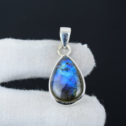 Blue Labradorite Gemstone Pendant