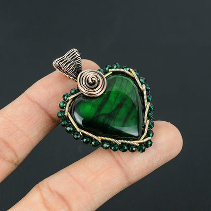 Green Flash Labradorite Gemstone Pendant