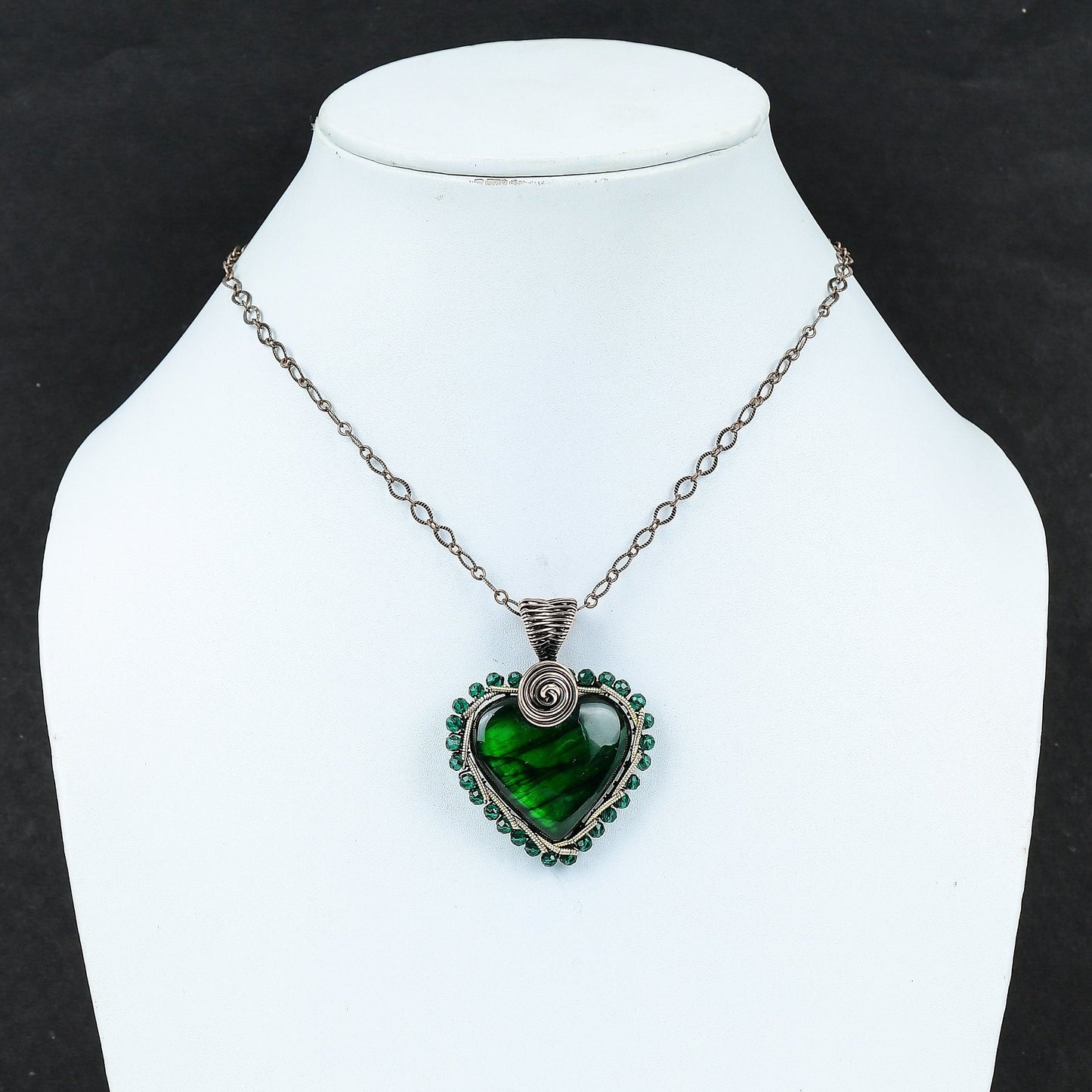 Green Flash Labradorite Gemstone Pendant