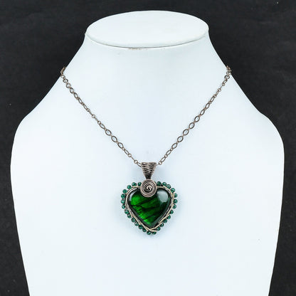 Green Flash Labradorite Gemstone Pendant