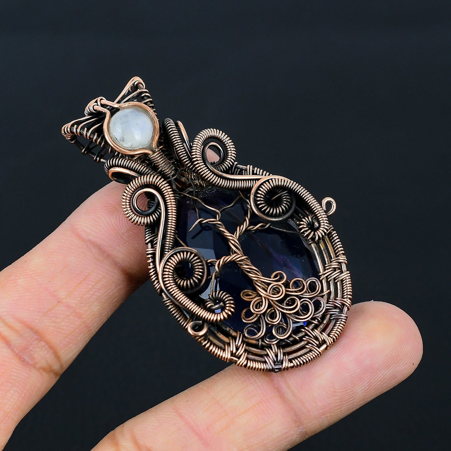 Blue Sapphire Gemstone Pendant