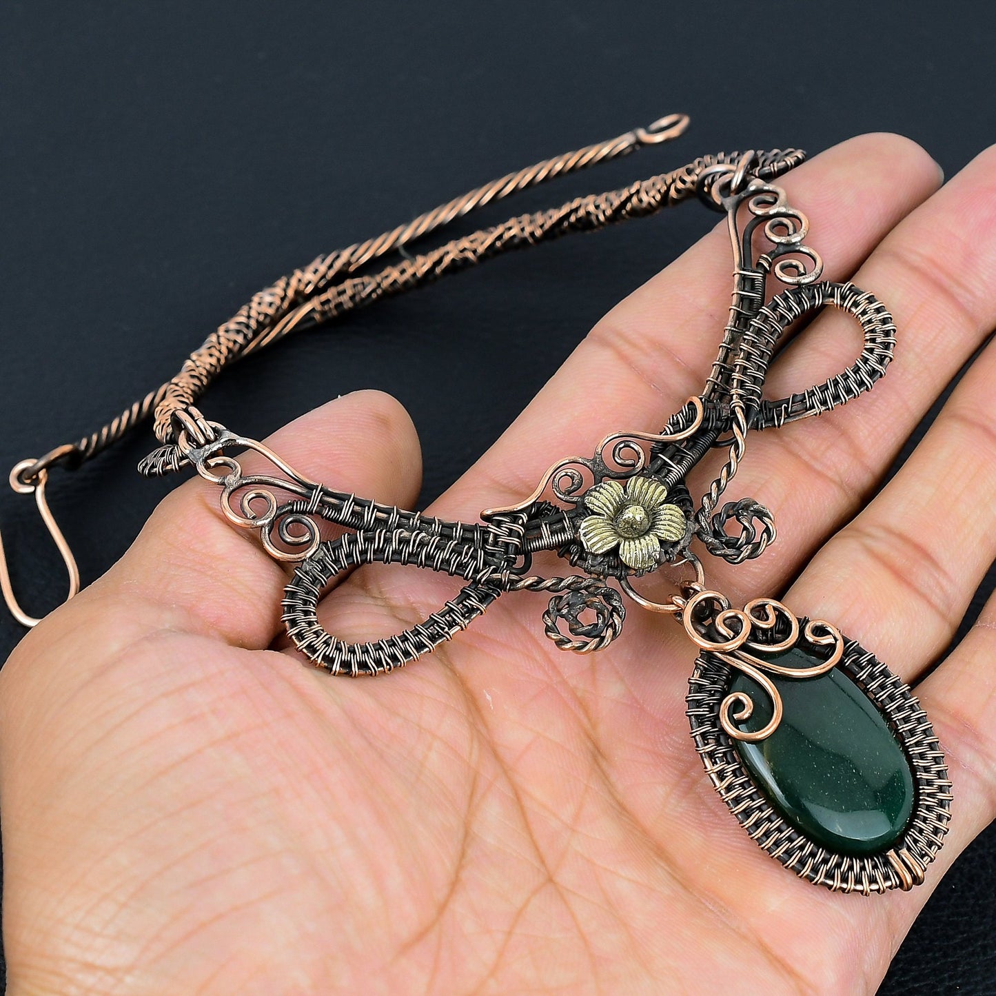 Green Jade Gemstone Necklace