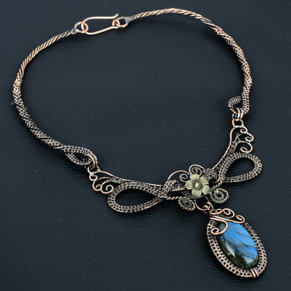 Blue Green Labradorite Gemstone Necklace