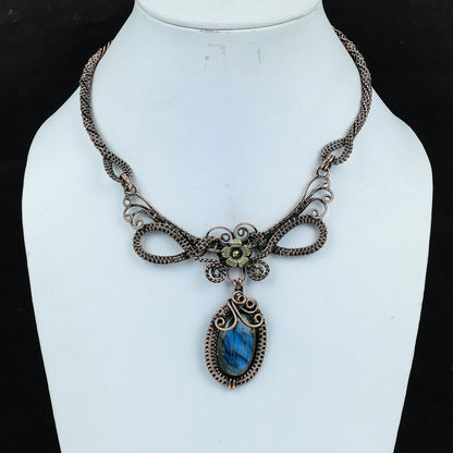 Blue Green Labradorite Gemstone Necklace