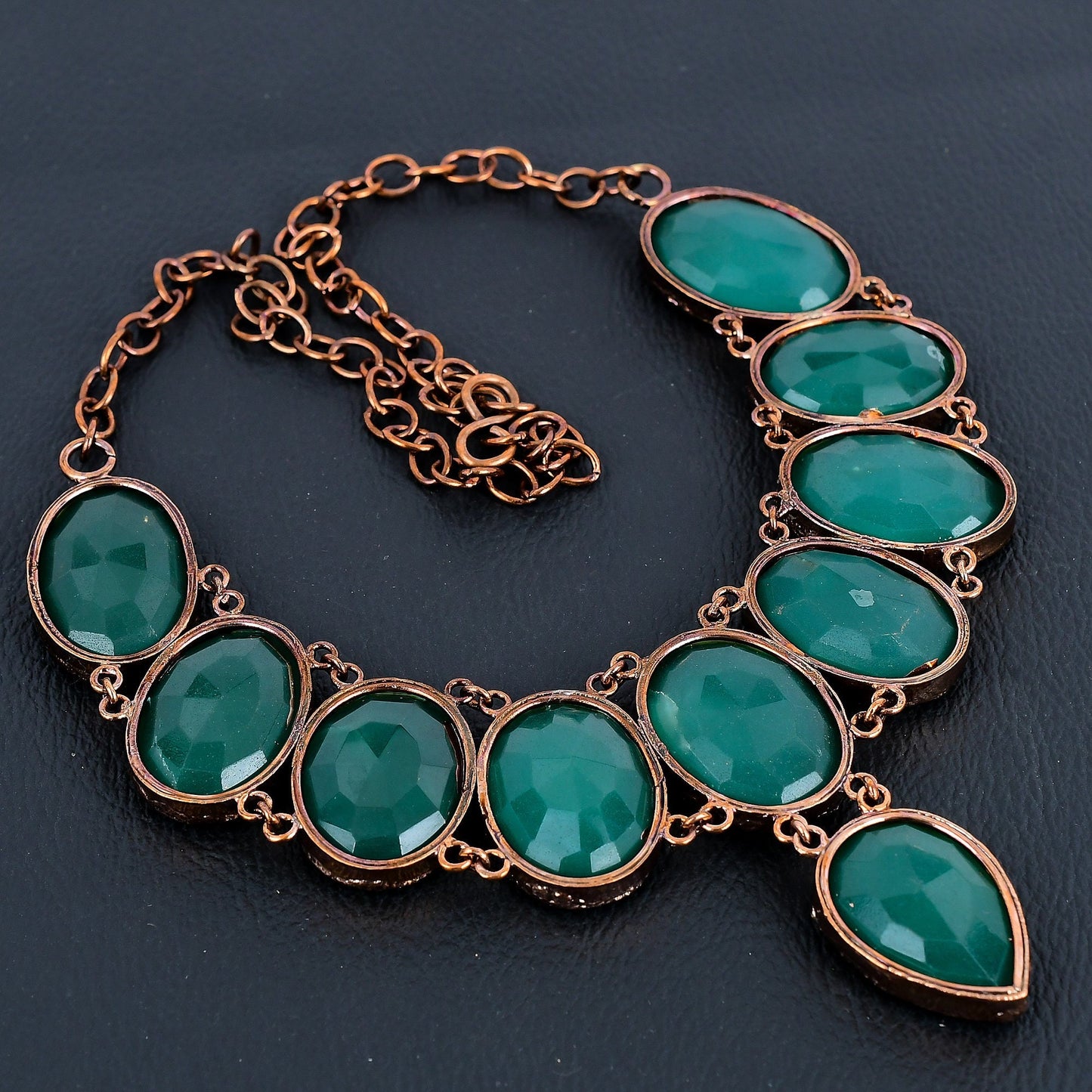 Green Emerald Gemstone Necklace