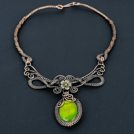 Green Flash Labradorite Gemstone Pendant