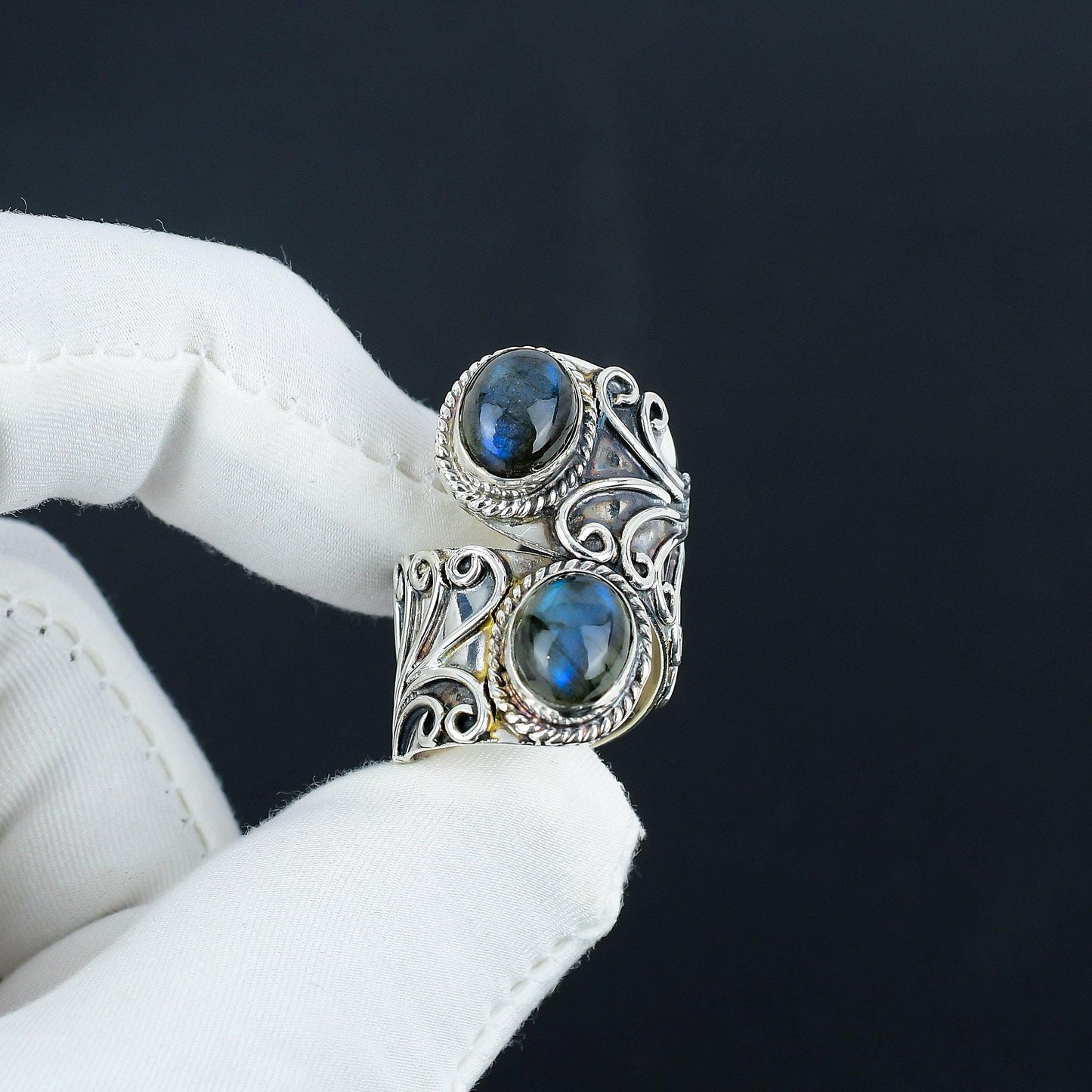 Blue Flash Labradorite Gemstone Silver Ring