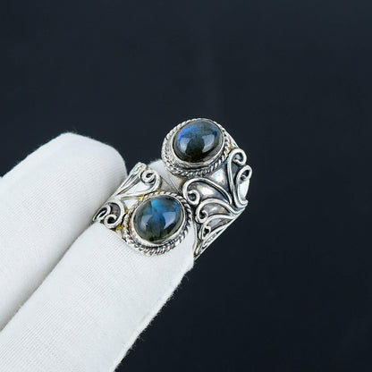 Blue Flash Labradorite Gemstone Silver Ring