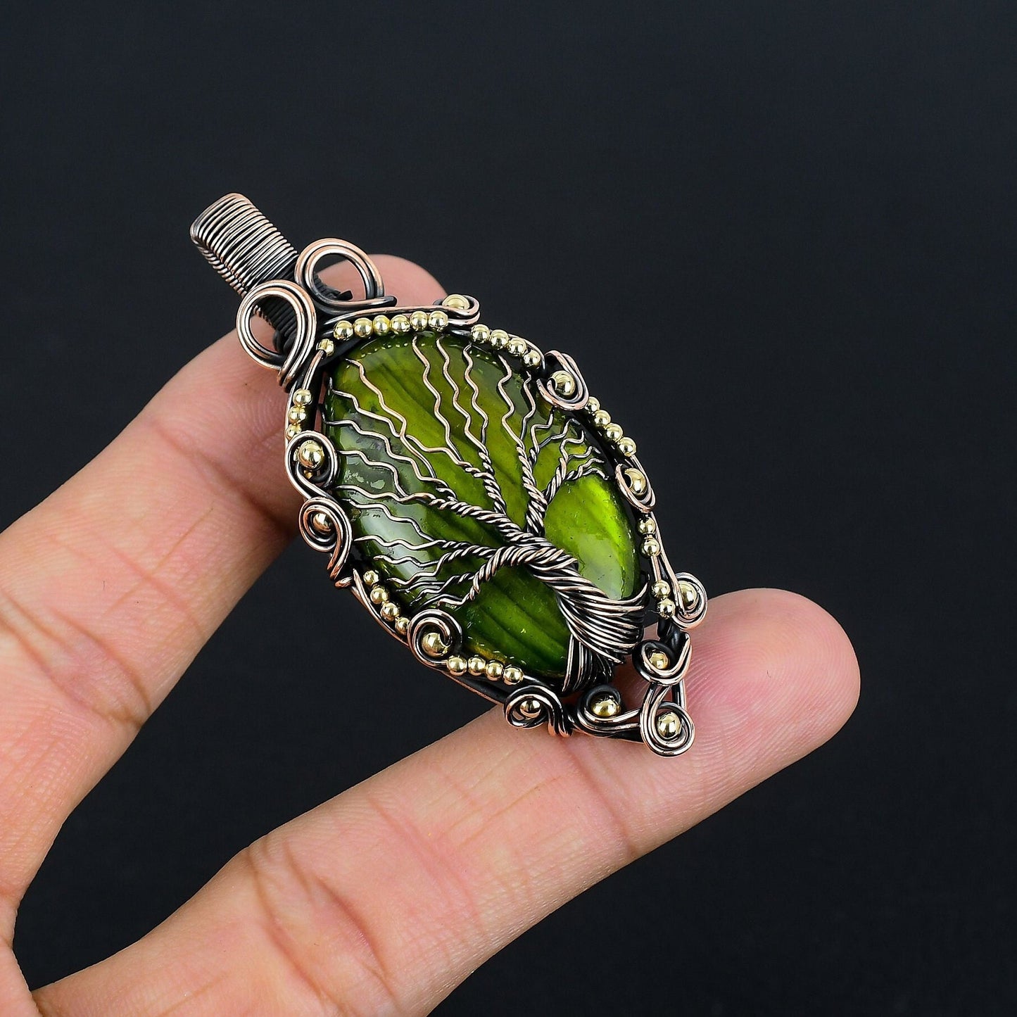 Green Labradorite Gemstone Pendant