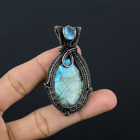 Blue Labradorite Gemstone Pendant