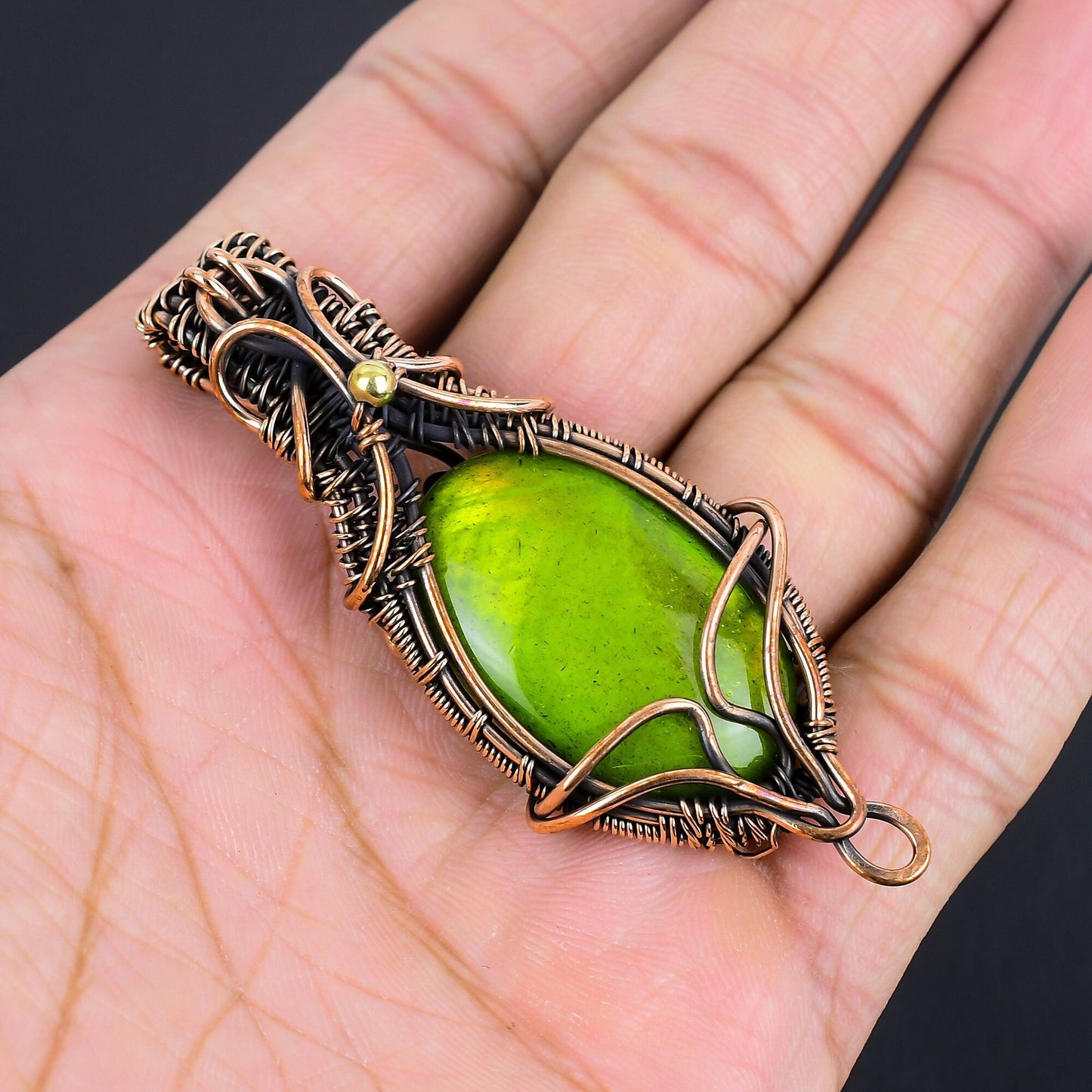 Green Labradorite Gemstone Pendant