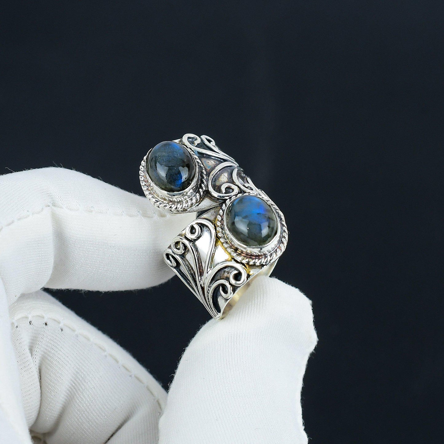 Blue Flash Labradorite Gemstone Silver Ring