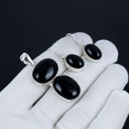 Black Onyx Gemstone Pendant & Earrings Set