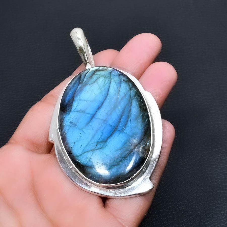Blue Flash Labradorite Gemstone Pendant