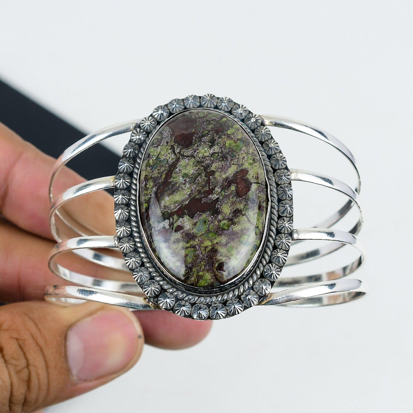 Green-Red Dragon Blood Gemstone Bangle