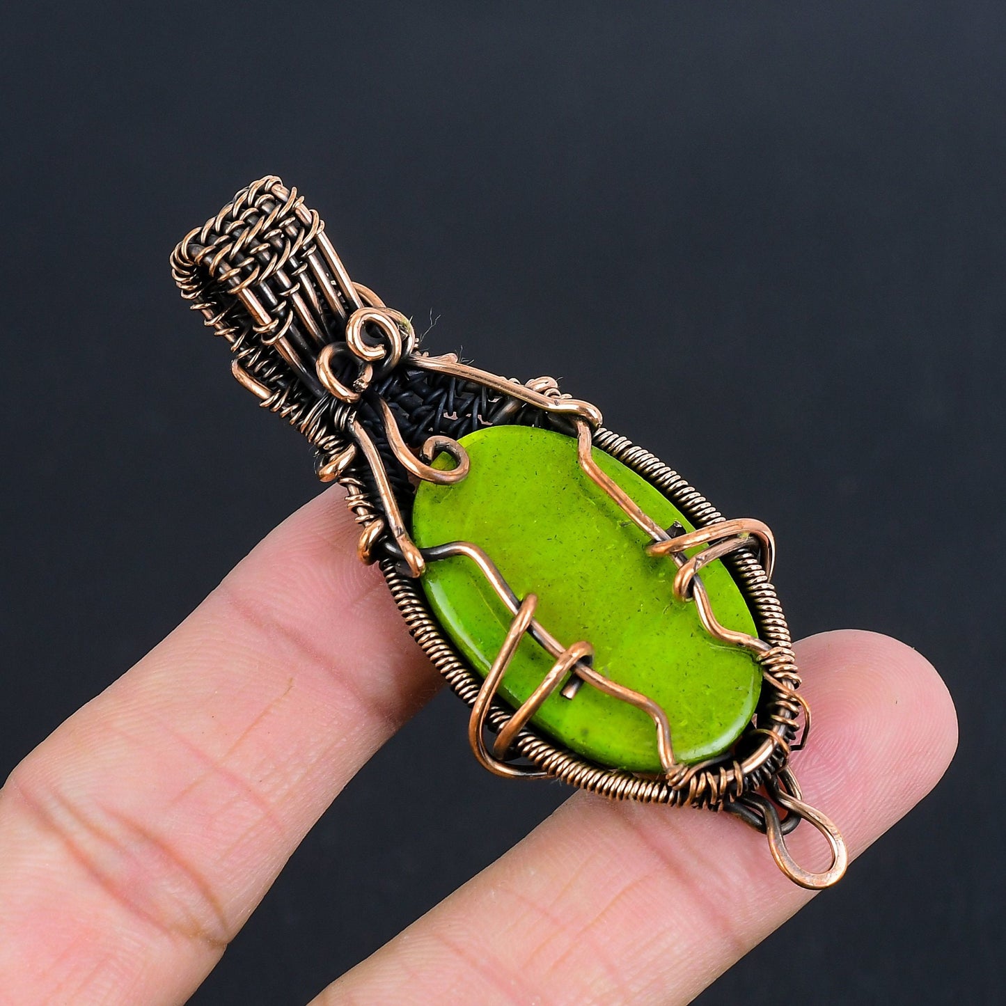 Green Labradorite Gemstone Pendant