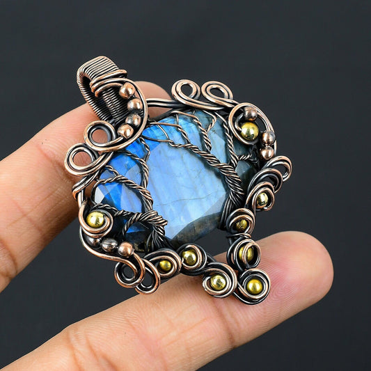 Blue Labradorite Gemstone Pendant